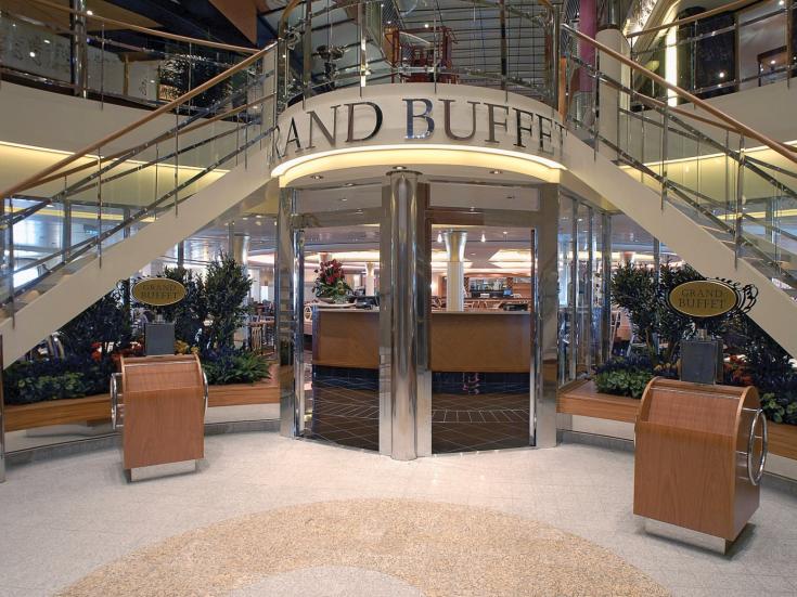 Color Magic - Grand Buffet © Jouni Saaristo