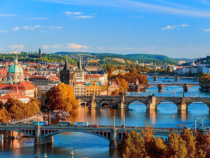 Moldaubrücken in Prag