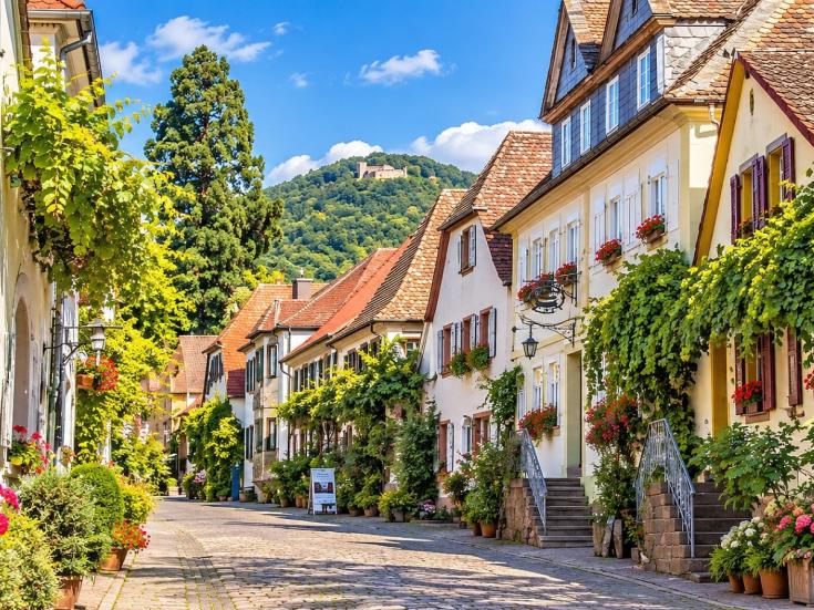 Rhodt unter Riedburg - Frühlingsreise zur Mandelblüte in der Pfalz
