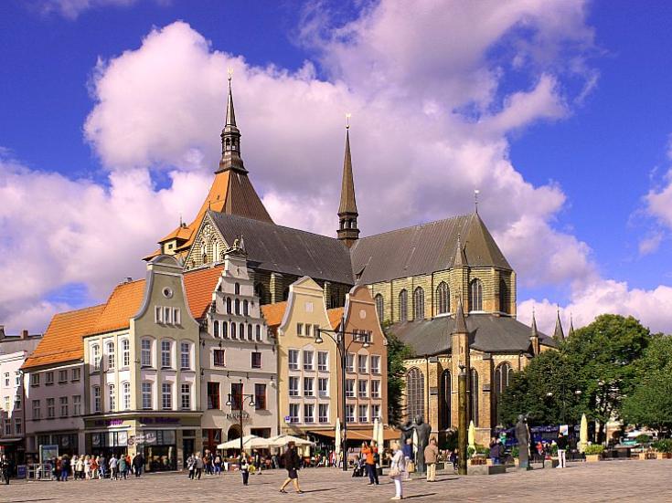 Rostock Marktplatz © Jochen Schft auf Pixabay