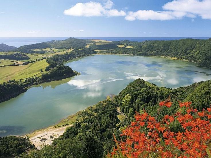 Flugreise Azoren - Insel Sao Miguel - See Lagoa de Furnas