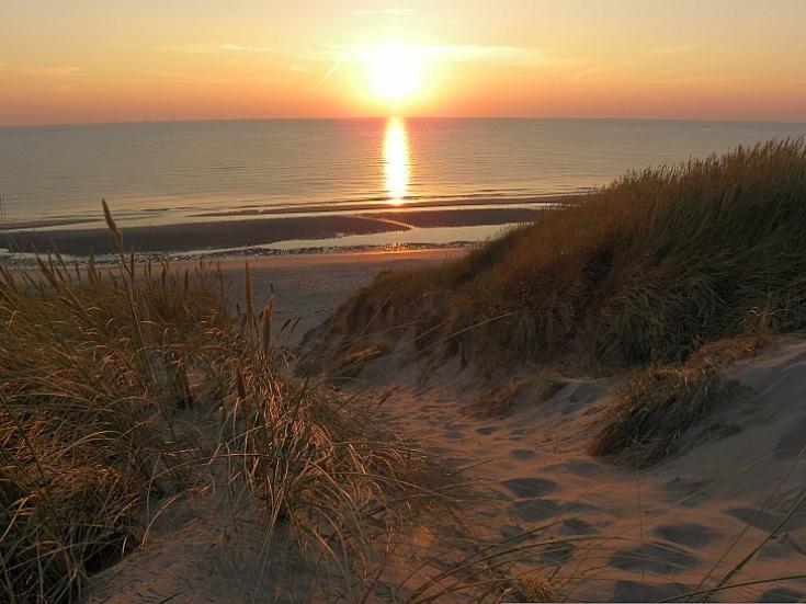 Sonnenuntergang an der Nordsee © Kitty auf Pixabay
