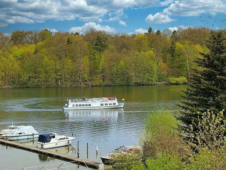 Busreise in die Uckermark - Templiner Seenfahrt © Gundula Vogel auf Pixabay