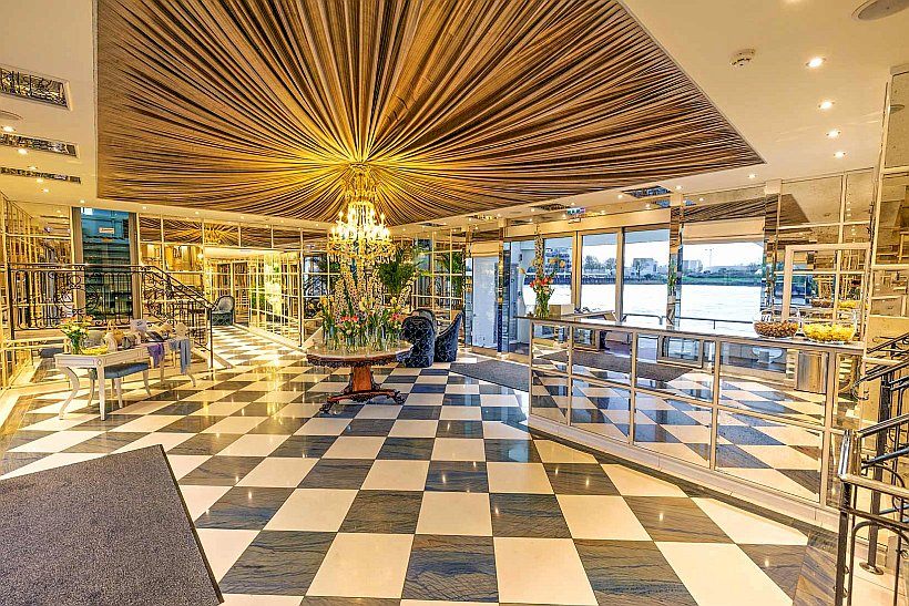 Donauträume 2026 - Flusskreuzfahrt mit MS Compass Empress mit Haustürabholung