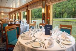 MS Bolero - Donau Flusskreuzfahrt mit Haustürabholung - Panorama - Restaurant