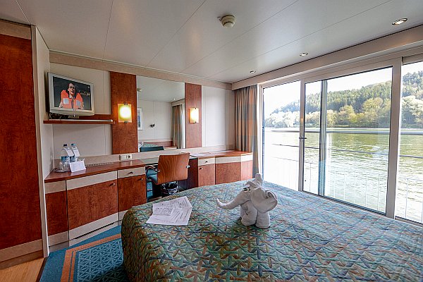 Ihr Schiff: DCS Amethyst - Flusskreuzfahrt auf der Donau I mit Haustürabholung