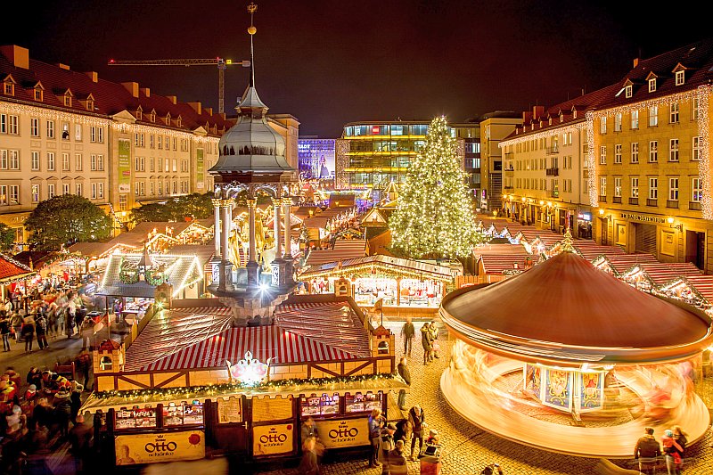 Weihnachtsmarkt & Lichterwelt Magdeburg © www.AndreasLander.de Weihnachtsmarkt & Lichterwelt Magdeburg © www.AndreasLander.de