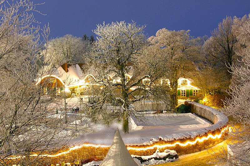 Kunsthandwerklicher Weihnachtsmarkt auf Gut Basthorst