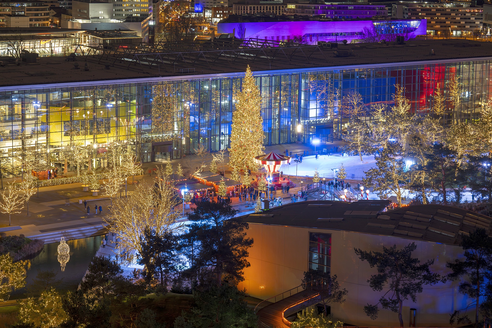 Winterzauber in der Autostadt Wolfsburg - Tagesfahrten im Dezember 2026