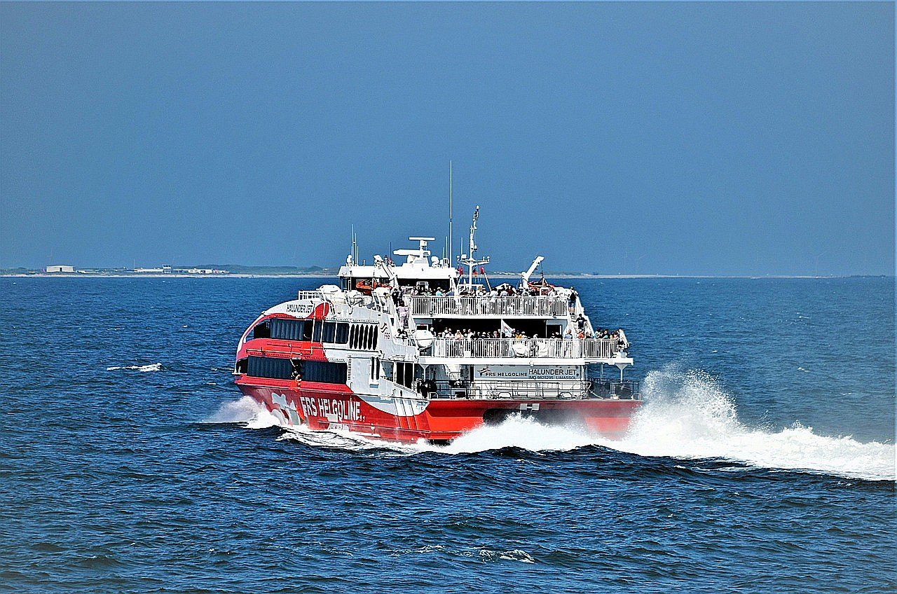 Helgoland mit dem Katamaran - Tagesfahrten im Mai 2026 Helgoland mit dem Katamaran - Tagesfahrten im Mai 2026