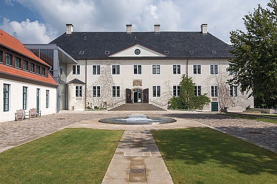 Minikreuzfahrt und Schloss Benkhausen
